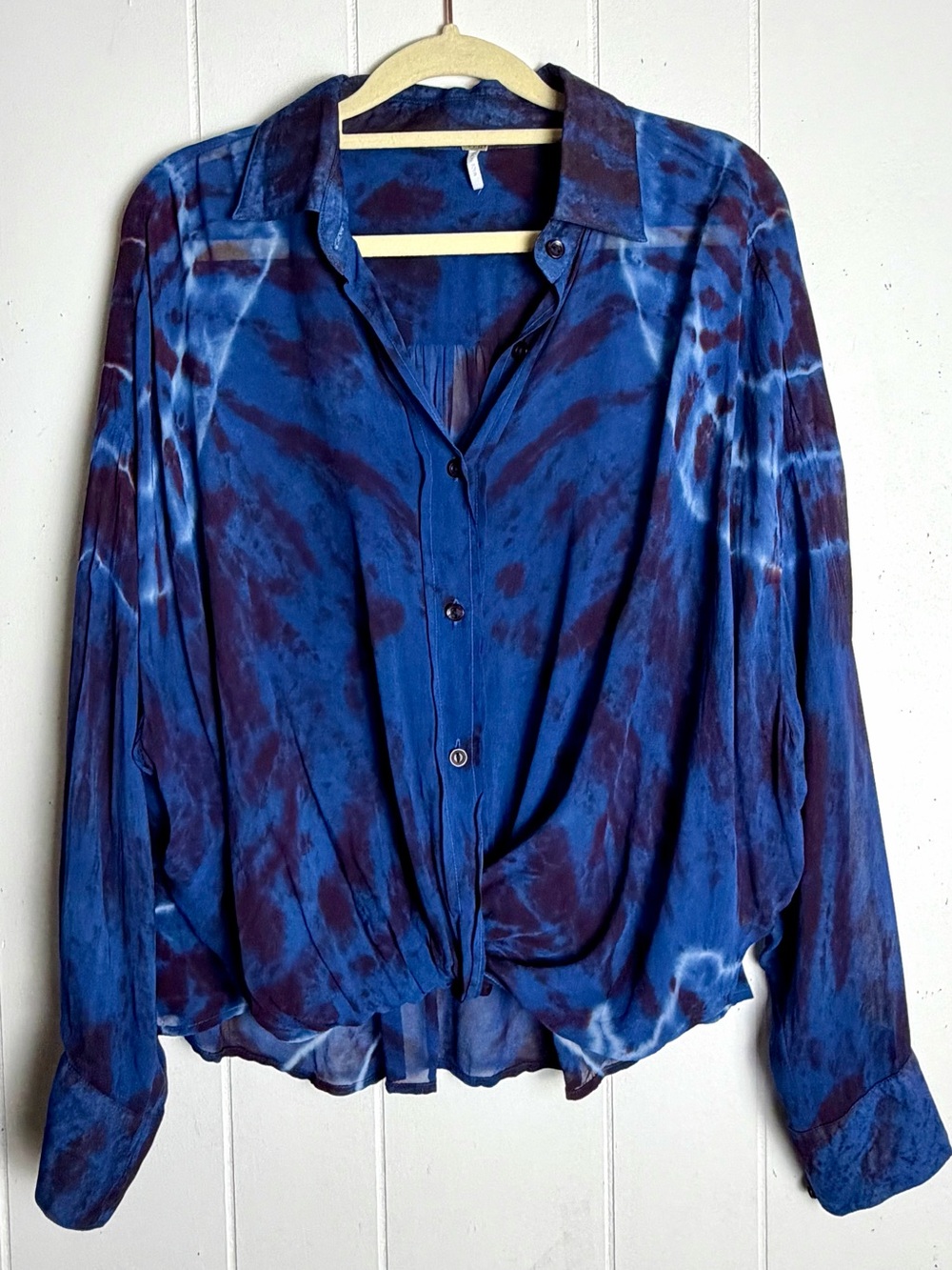 Young Fabulous & Broke Sheer Tie Dye Twist Front Blouse size Small